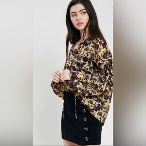 Wishlist Floral Ruffle Sleeve Peasant Blouse